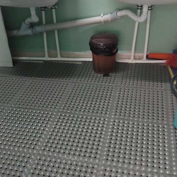 PLASTİK ZEMİN KAROSU