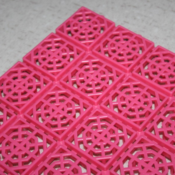 Plastik Yer Karosu 33*33